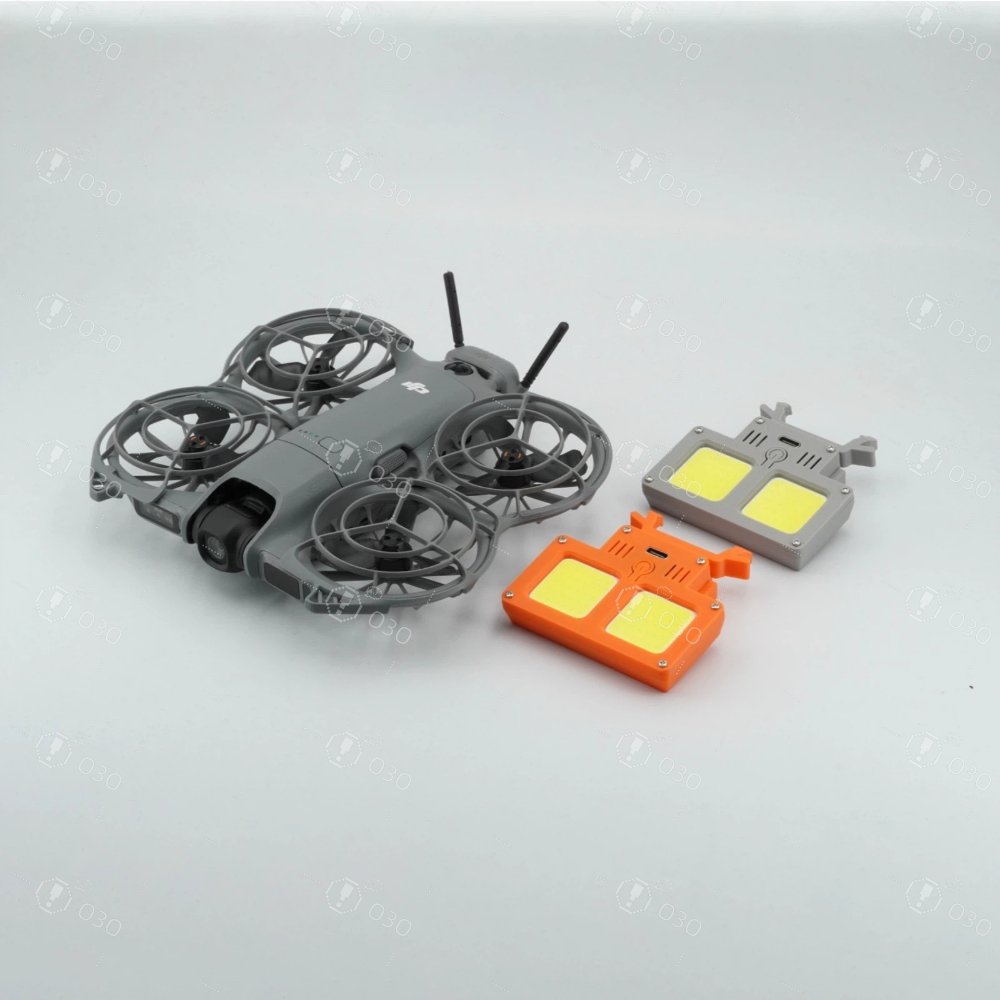Luci di Volo Notturno Aggiorna - Drone Beacon Light recensione e prezzo